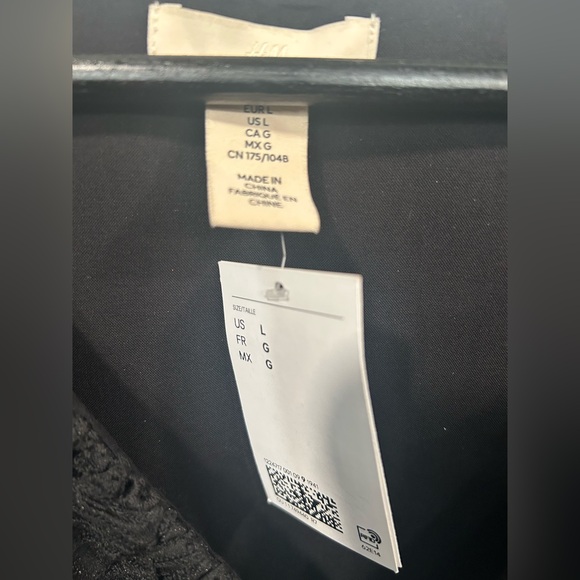 H&M Black Ruffle Trimmed Mini Dress size Large - Picture 8 of 8